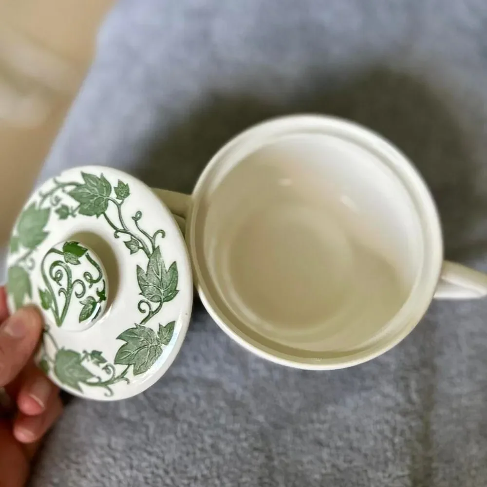 VTG Porcelain Green + White Porcelain Floral Vine Leaf Kitchen Container + Lid